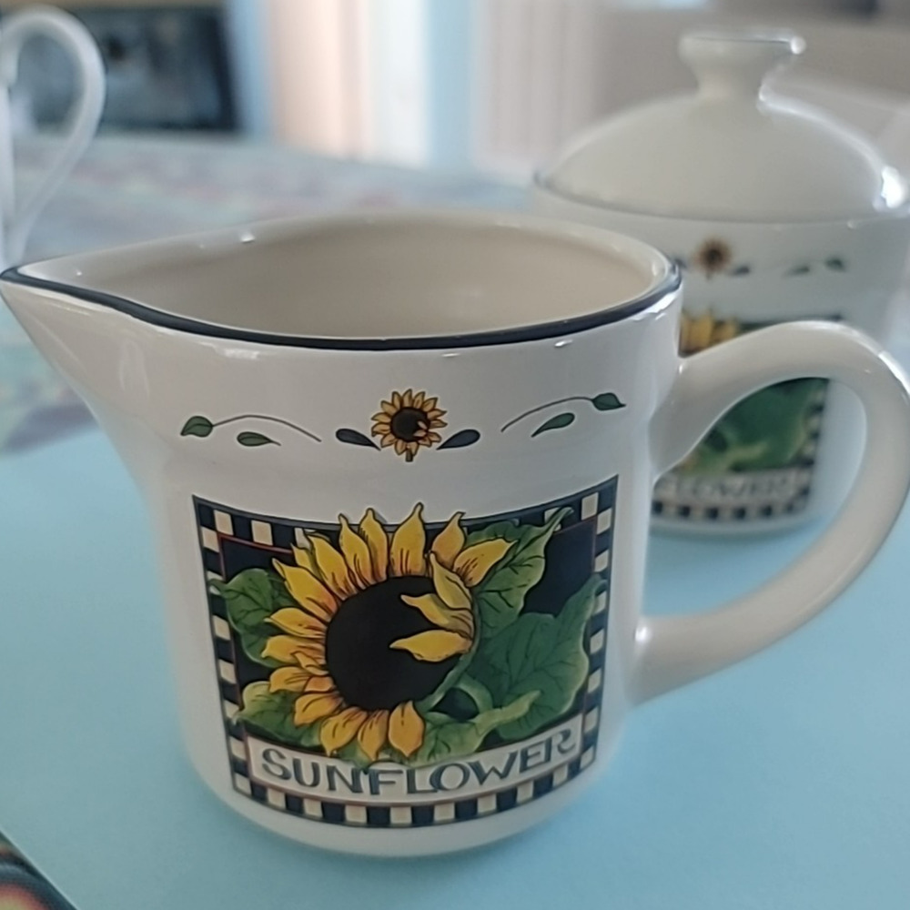 Susan Winget Sunflower Ceramic Sugar Bowl and Creamer Set Floral Cottagecore